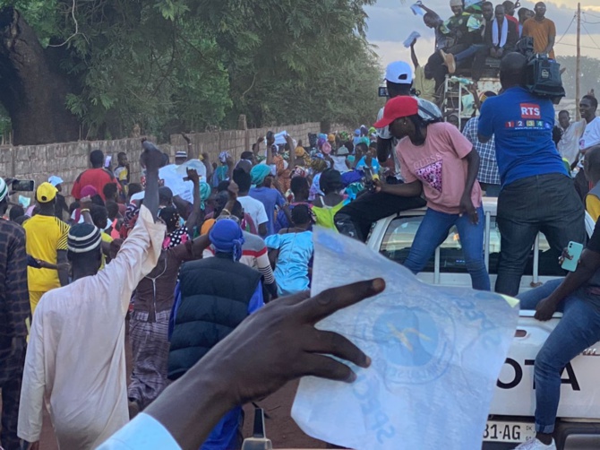 Jour 9 de la Tournée nationale de la Grande Coalition Wallu Sénégal : Tambacounda - Velingara - Medina Yoro Foula, à bras ouverts