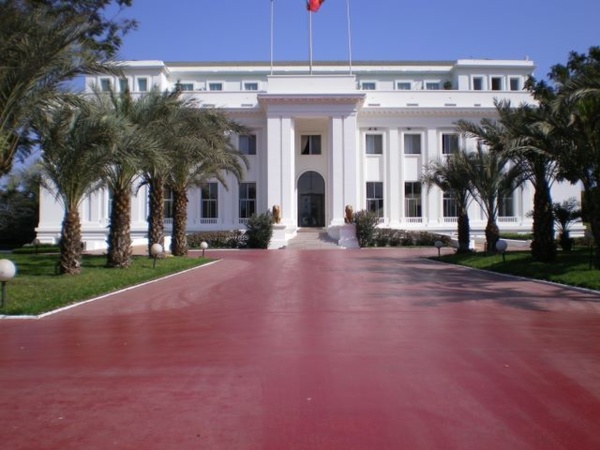 Macky Sall a rendu hommage à l'Ambassadeur Lewis Lukens 