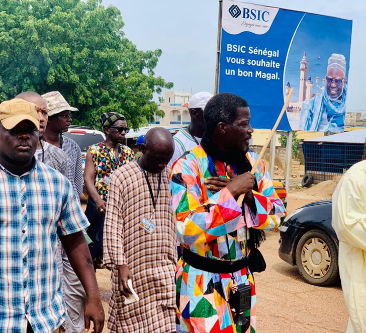 Photos / Magal de Touba 2022 : Talla Sylla dans sa traditionnelle marche vers Touba