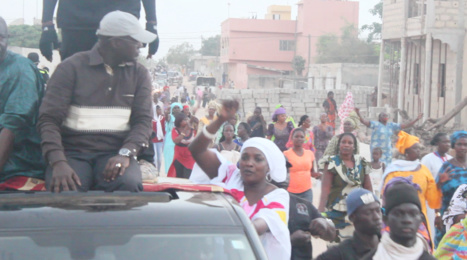 IMAGES - Mobilisation réussie dans les 4C et dans le département de Rufisque avec la coalition BBY présidée par Oumar Gueye