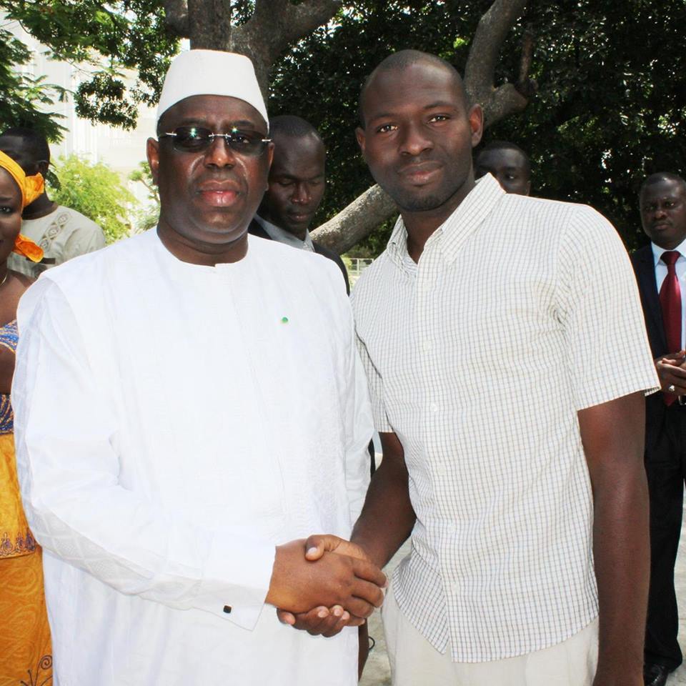 Le journaliste Tapa Tounkara et Président Macky Sall