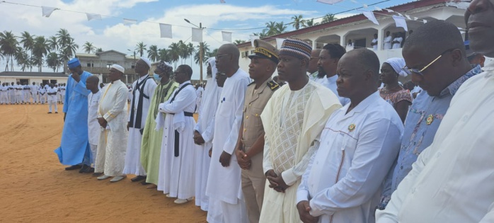 Forum de la Paix en Côte d'Ivoire: Le Khalife de Médina Baye honoré