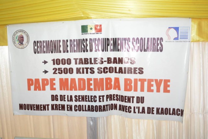 Fournitures et équipements solaires : Papa Mademba Bitèye offre 1 000 tables-bancs et 2 500 kits scolaires aux écoles de Kaolack