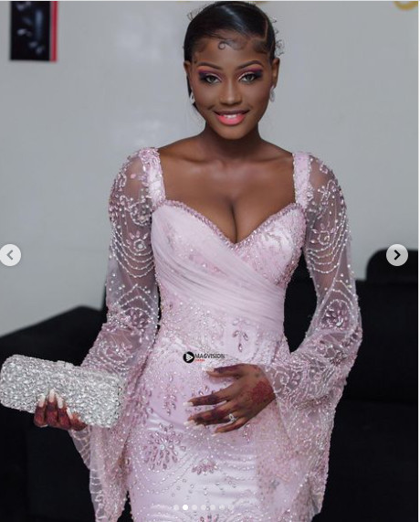 Mariage de Dieyla Guèye: La chanteuse s'affiche toute joyeuse (Photos)