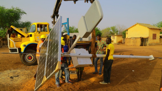 Électrification rurale: La Fondation Servir le Sénégal sort  Vélingara Ferlo ( Ranérou) des ténèbres 