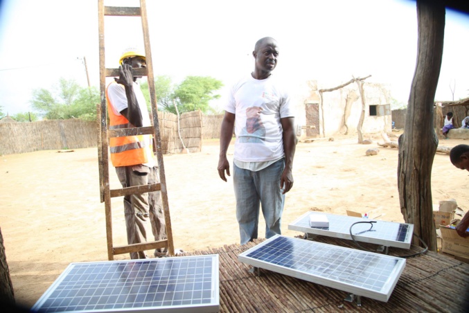 Électrification rurale: La Fondation Servir le Sénégal sort  Vélingara Ferlo ( Ranérou) des ténèbres 