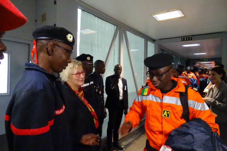 Photos / Solidarité avec la Turquie: Le détachement des pompiers sénégalais a quitté Dakar, ce lundi matin