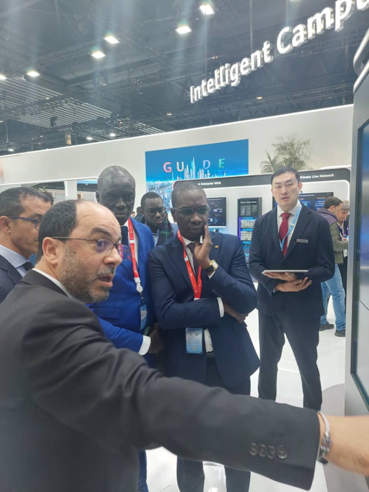 Monde de la mobilité à Barcelone:  Participation de Moussa Bocar Thiam, Ministre de la Communication, des Télécommunications et de l’Économie Numérique au « Mobile World Congress »