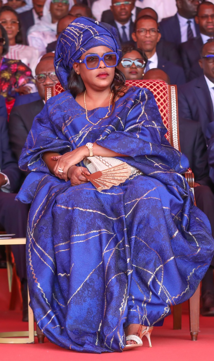 Défilé du 4 avril: Admirez les magnifiques images de Macky Sall en compagnie de la Première Dame (Photos)