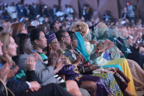 Revivez en images la cérémonie d'ouverture du XVe sommet de la francophonie à Dakar