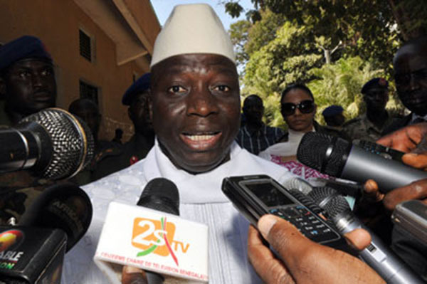 Jammeh menace d’égorger ses Putschistes !