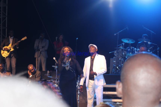 Amy Collé Dieng joue sa session de rattrapage au concert de Youssou Ndour