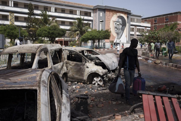 Attaques du Campus social de l’Ucad : Les amicales du Coud condamnent cette violence inqualifiable et appellent l’Etat à sanctionner