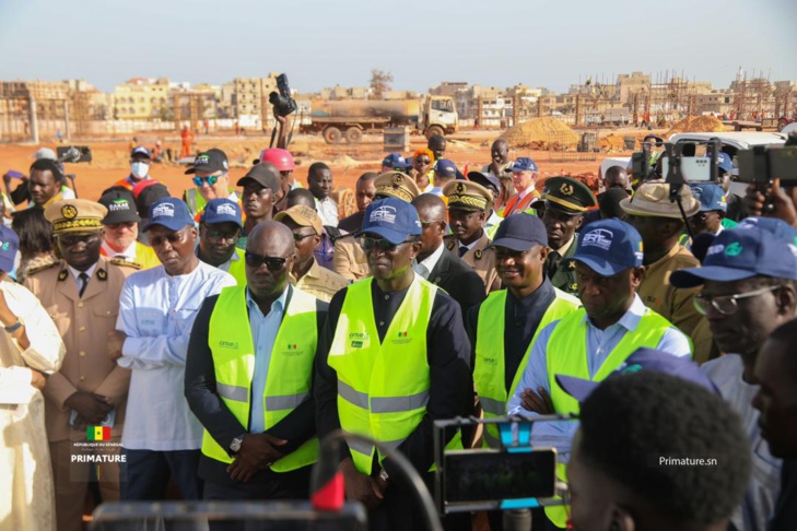 Photos: Amadou Ba, Premier Ministre, en visite des chantiers du BRT