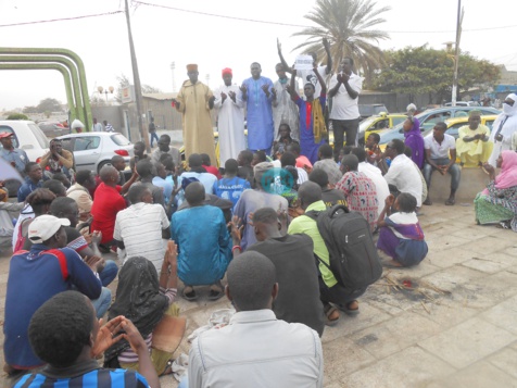 Caricatures sur le Prophète: Dakar manifeste contre Charlie Hebdo