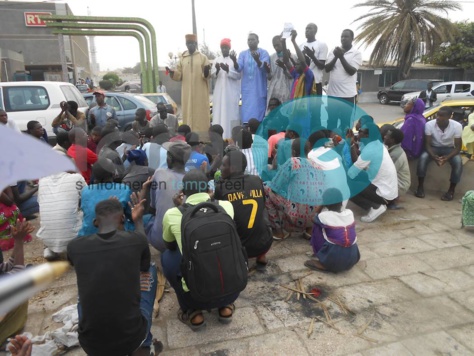 Caricatures sur le Prophète: Dakar manifeste contre Charlie Hebdo