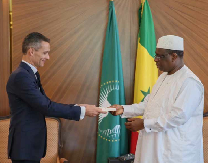 En fin de mission au Sénégal : Phillipe Lalliot élevé à la dignité de Grand Officier de l’Ordre national du Lion