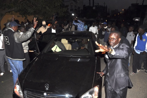 Abdoulaye Wade visite sa maison du Point E