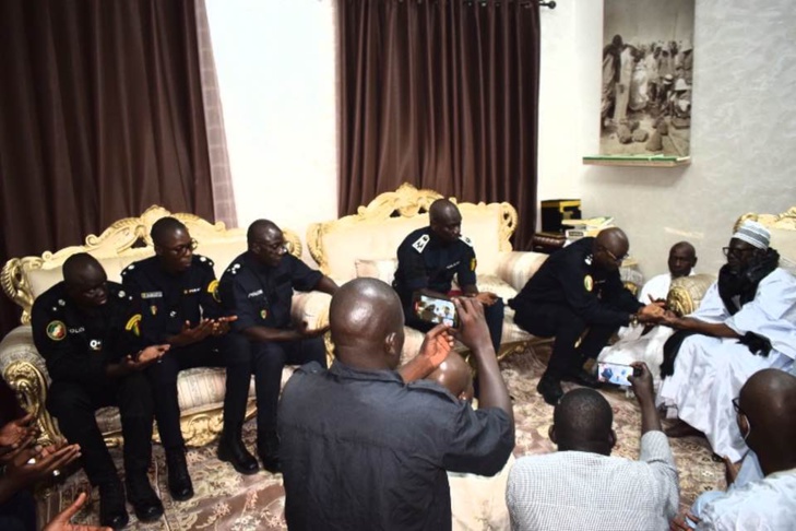 Photos/ Magal 2023: Le contrôleur général Modou Diagne, DG adjoint de la police nationale chez le khalife général des Mourides