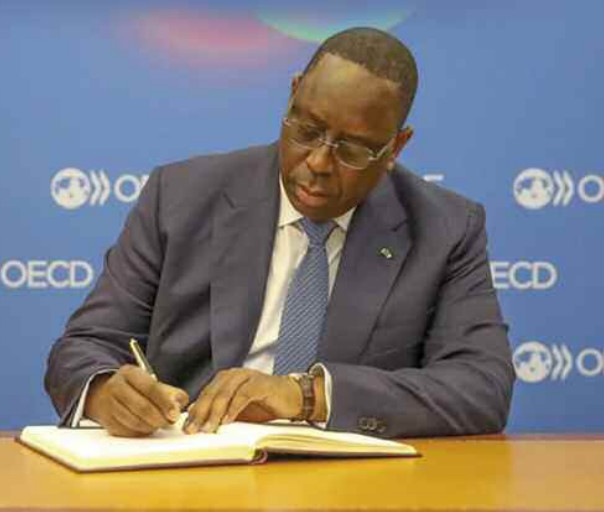 Macky Sall aurait tenté de calmer ce frustré : Il propose à ADD, le poste d’Amadou Bâ