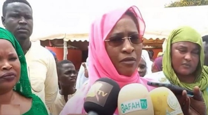 Campagne de parrainage de l'APR  à Touba : Sokhna Amy Mbacké collecte plus de 6 000 parrains au niveau national et appelle à l’unité