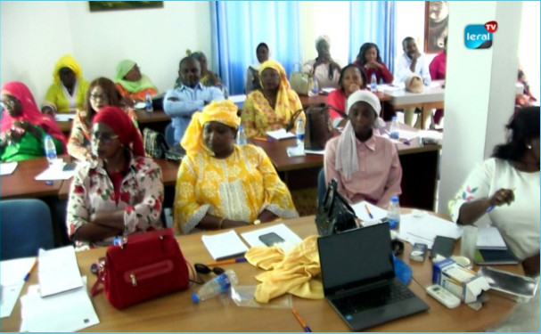 Renforcement des compétences politiques : 25 élus locaux de Dakar formés aux techniques de communication par l'AJS