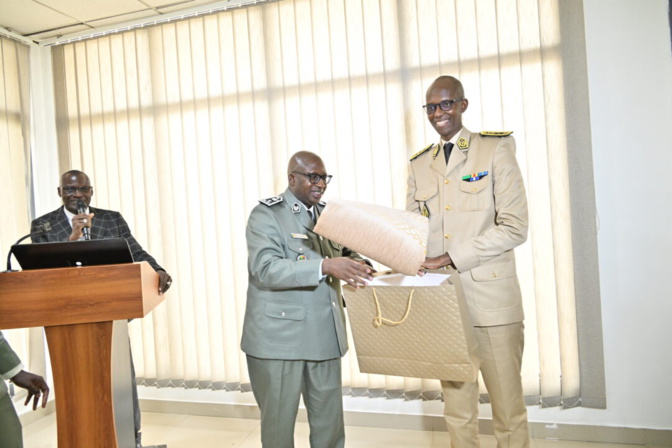 Passation de service à la Direction de la Douane :  Le nouveau  Directeur Général Mbaye Ndiaye a officiellement pris fonction