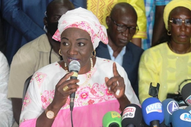 Nouveau fichier électoral indisponible à la CENA, à deux mois des élections : Aminata Touré dénonce un scandale
