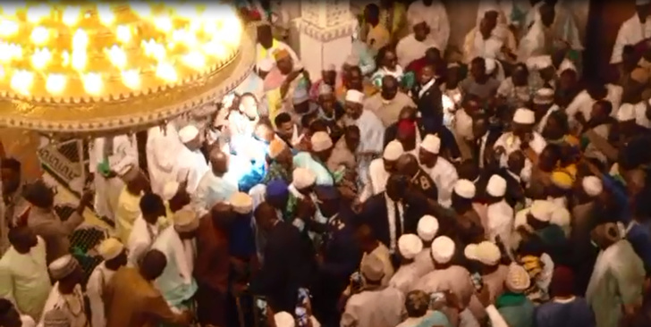 Photos+videos: Macky Sall dans l'effervescence de la Grande mosquée de Lodo Saint-Louis après la prière de ce vendredi