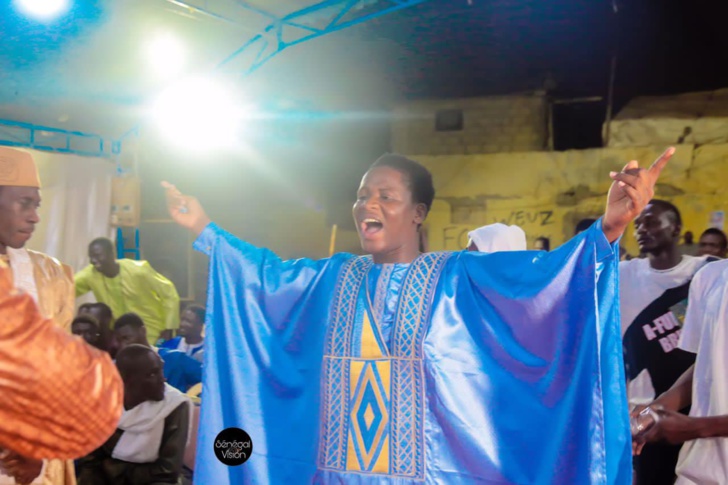 Photos / Grande nuit du Prophète - Sargal Chérif Alwely Mané Ndiaye : Ousmane Rassoul, Nabien et animateur religieux, a fait vibrer Guédiawaye, ce samedi