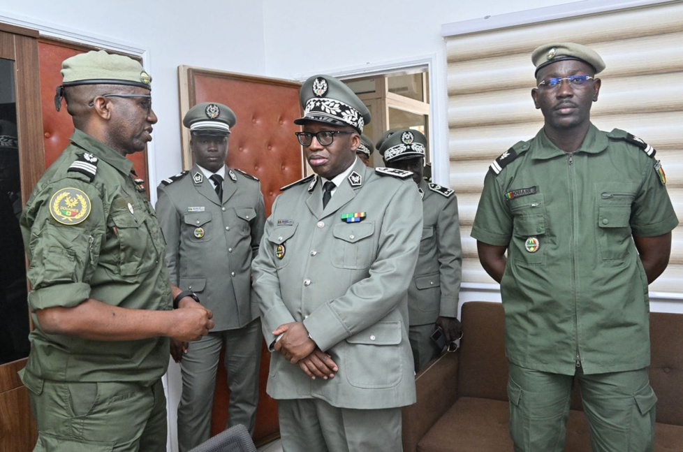 Le Directeur général Mbaye Ndiaye, hôte de la Subdivision des Douanes de Dakar-Port