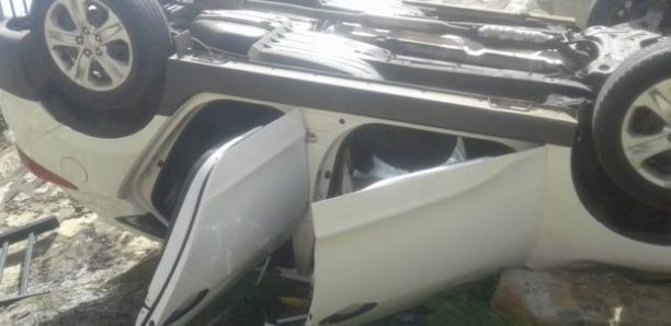 Autoroute de l'Avenir / Un véhicule ‘’Allô Dakar’’ se renverse : Un mort et trois blessés enregistrés