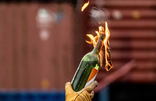 Emigration clandestine-Algérie : Des sénégalais attaqués au cocktail Molotov et au couteau !  (Âmes sensibles s’abstenir HSF)