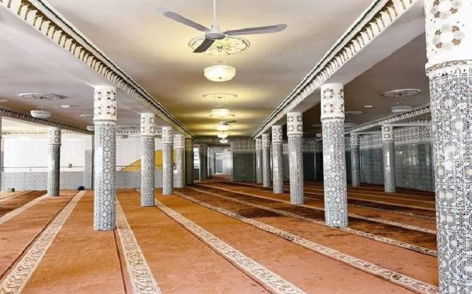 Vol dans un lieu de culte : Souleymane s’infiltre dans la mosquée et emporte tous les ventilateurs