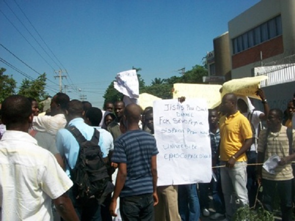 Un débat entre étudiants vire au clash