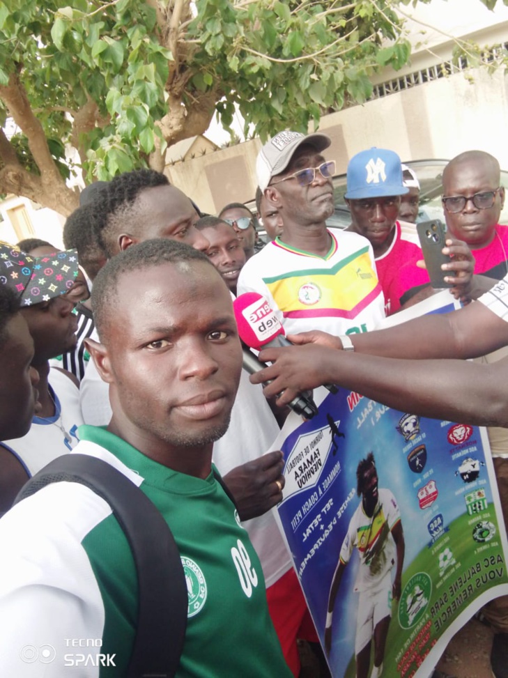 Photos/ Tabaski de football Dakar-Sacré-Cœur : Famara Diédiou, international sénégalais a remis des lots d’équipements sportifs à de nombreuses Asc, ce week-end