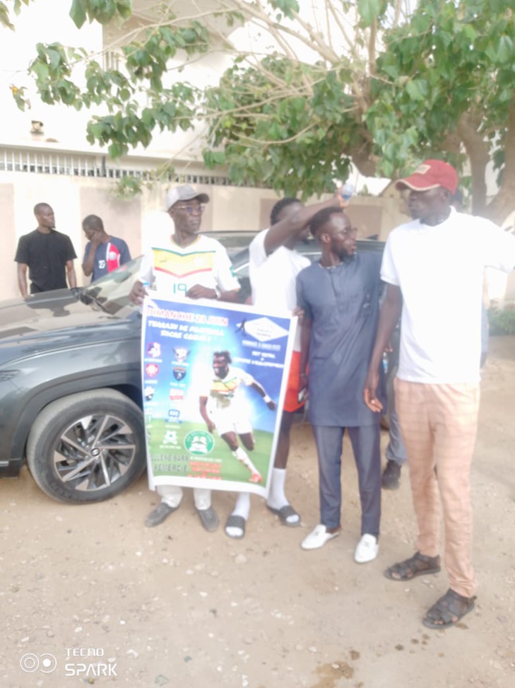 Photos/ Tabaski de football Dakar-Sacré-Cœur : Famara Diédiou, international sénégalais a remis des lots d’équipements sportifs à de nombreuses Asc, ce week-end