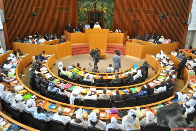 Le bureau de l'Assemblée nationale dénonce les propos de Sonko et sursoit le débat d'orientation budgétaire