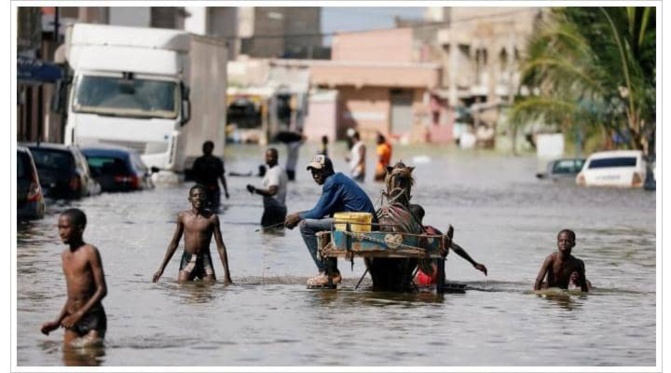Wakhinane Nimzatt sous les eaux : Les quartiers Baye Laye et Daroukhane, inaccessibles