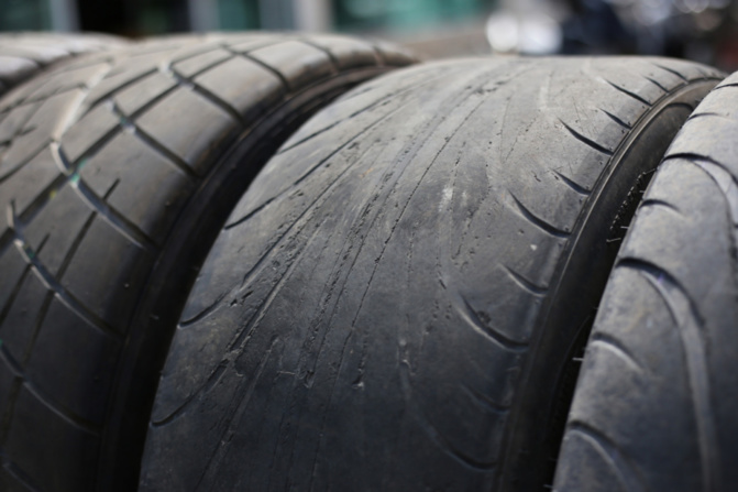 Usage de pneus usés en période d’hivernage : L’union des routiers du Sénégal alerte les autorités des risques d’accident