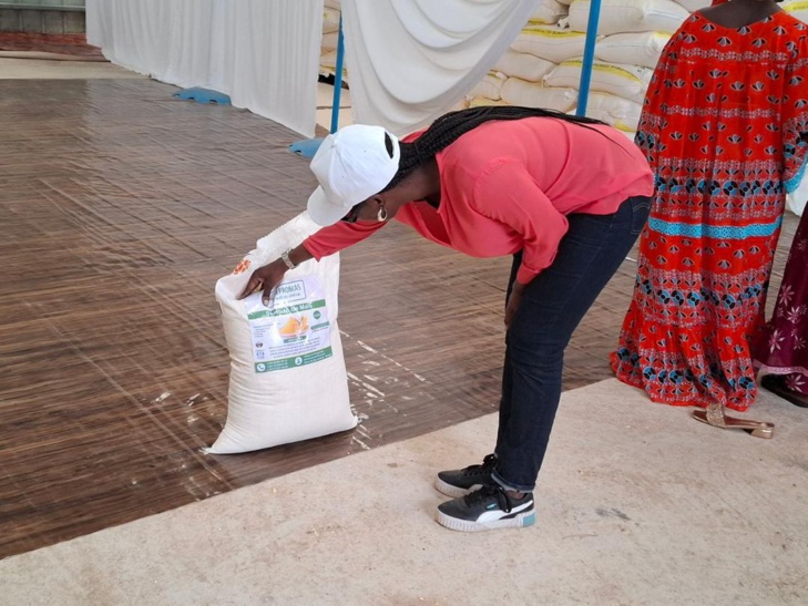 Photos / En tournée dans la zone Centre : Mme Aïssatou Ndiaye, nouveau Coordonnateur national du PNDAS, à la rencontre des acteurs des filières prioritaires du Projet Agropole Centre