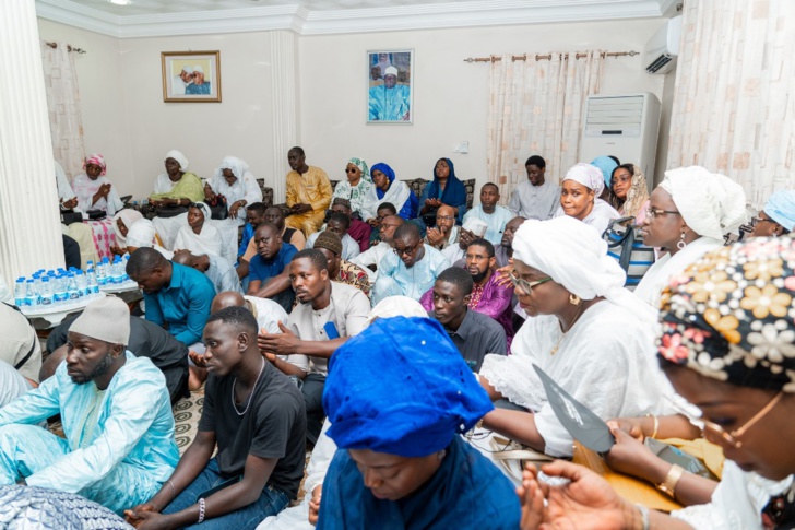 Photos/ Promotion de l'Économie Sociale et Solidaire à Tivaoune : Visite de courtoisie au Khalif Général des Tidianes