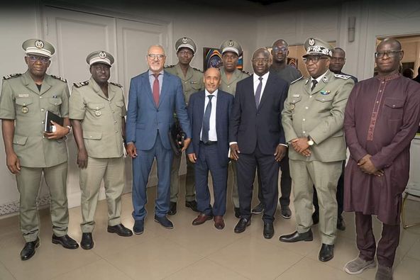  Photos / Visite de courtoisie : Les Douanes mauritaniennes et sénégalaises, scellent un partenariat stratégique