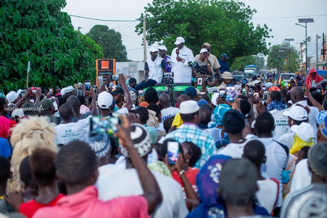 Reprise de la campagne de Jamm ak Njarin : Amadou Ba porte les doléances de Karang