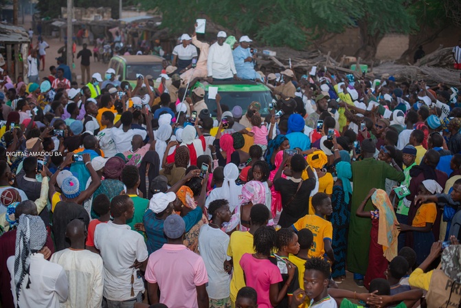 Amadou Ba à Velingara Ferlo : «J’avais, en tant que Premier ministre, lancé le chantier de la route et le nouveau pouvoir a bloqué, aujourd’hui, les travaux»