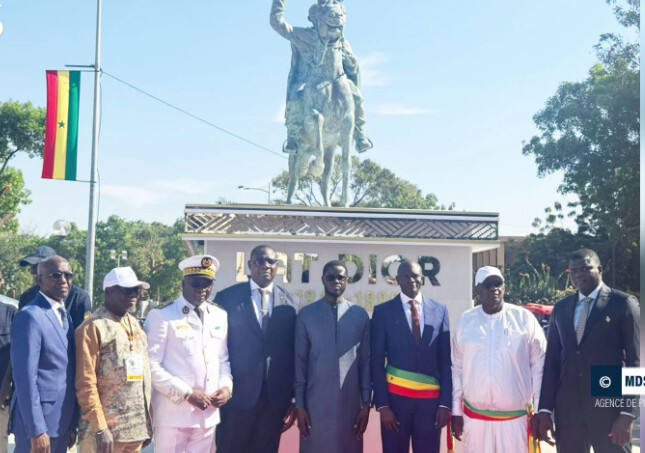 Thiès : Le Président Bassirou Diomaye Faye dévoile la statue en hommage à Lat Dior Diop