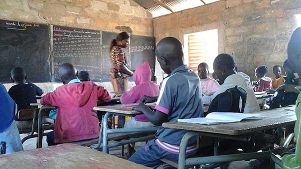 "Education et Formation : Le gouvernement projette de relever le défi de l’échec scolaire"