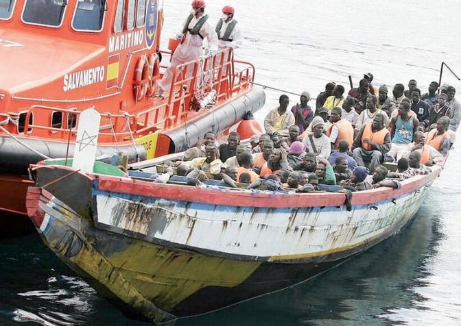 Plus de 1 200 migrants secourus au large des côtes des Canaries