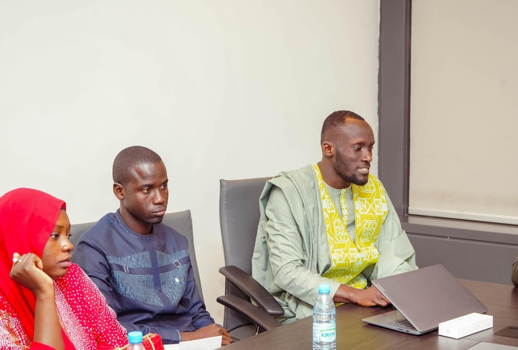 Photos : Alioune Sall, Ministre de la Communication, des Télécommunications et du Numérique, reçoit les Jeunes Reporters