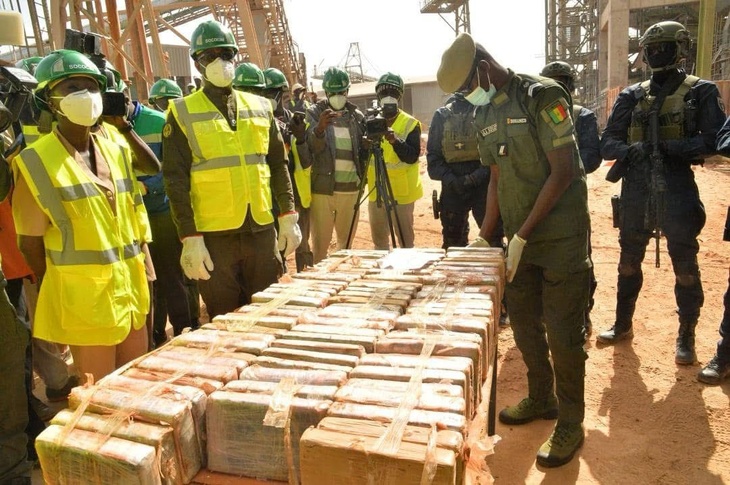 Photos/ Lutte contre le trafic international de drogues : 2605,16 Kg de cocaïne incinérés dans les fours de la SOCOCIM